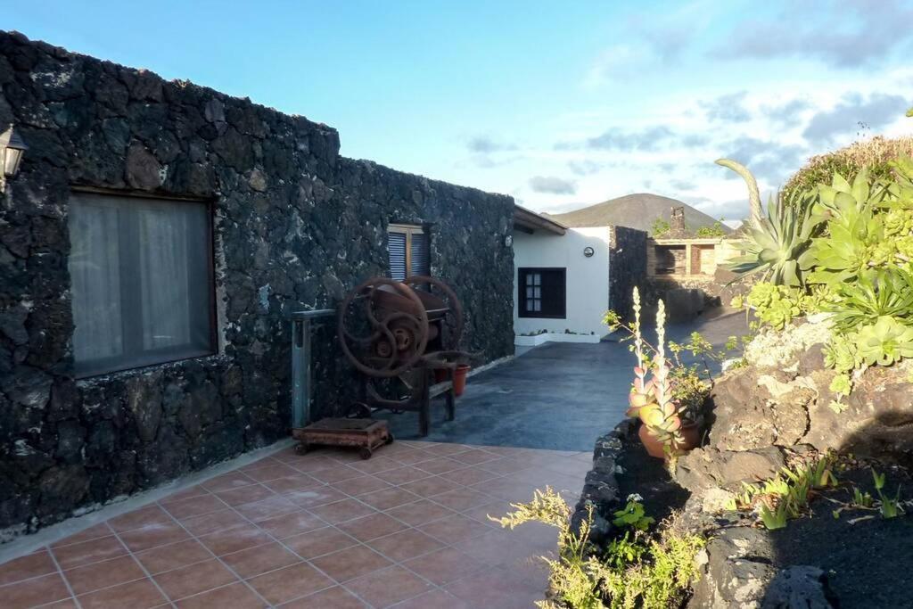 Los Frailes Eco Finca B Tinajo Exterior foto